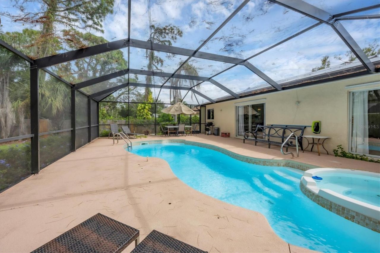 2445 Apache Street, Sarasota, FL 34231 Photo