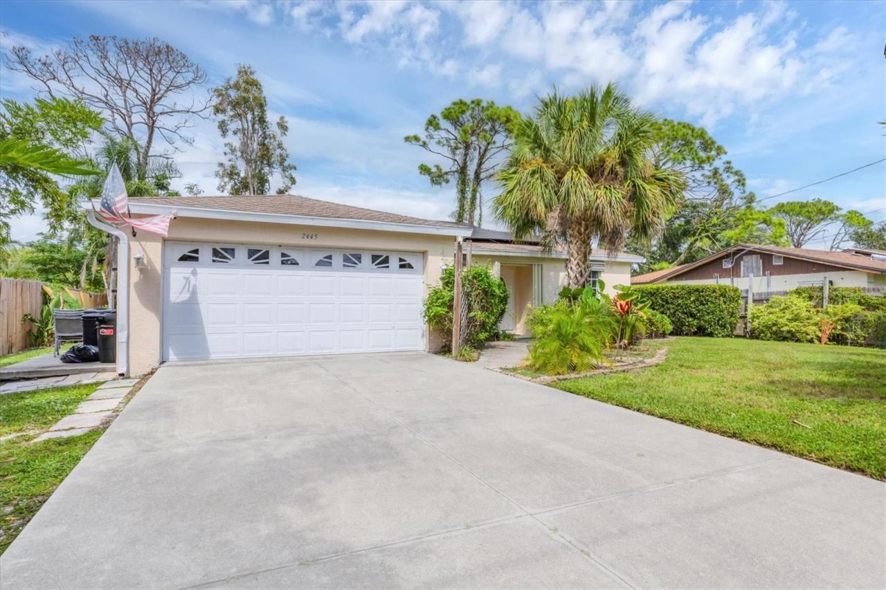 2445 Apache Street, Sarasota, FL 34231 Photo