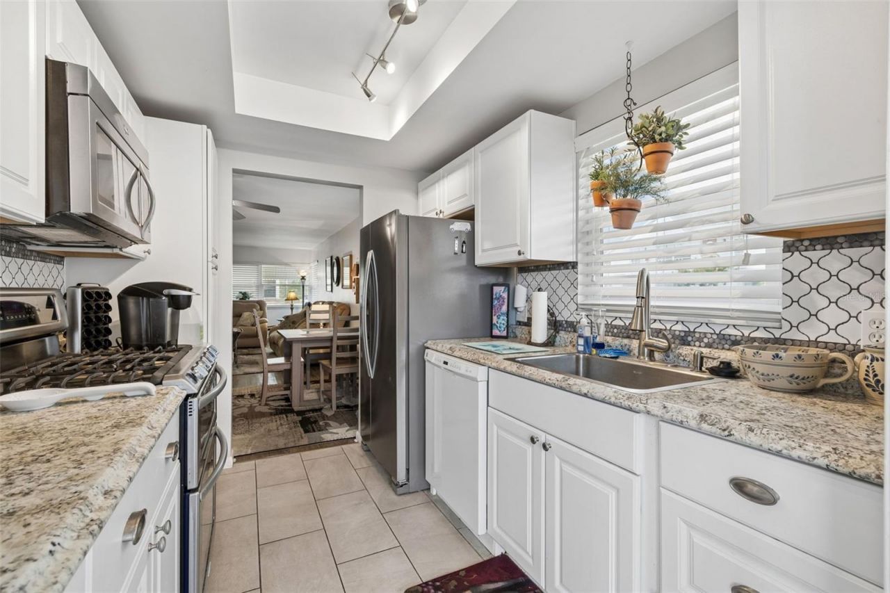 5875 18th Street N, Unit 1, Saint Petersburg, FL 33714 Photo