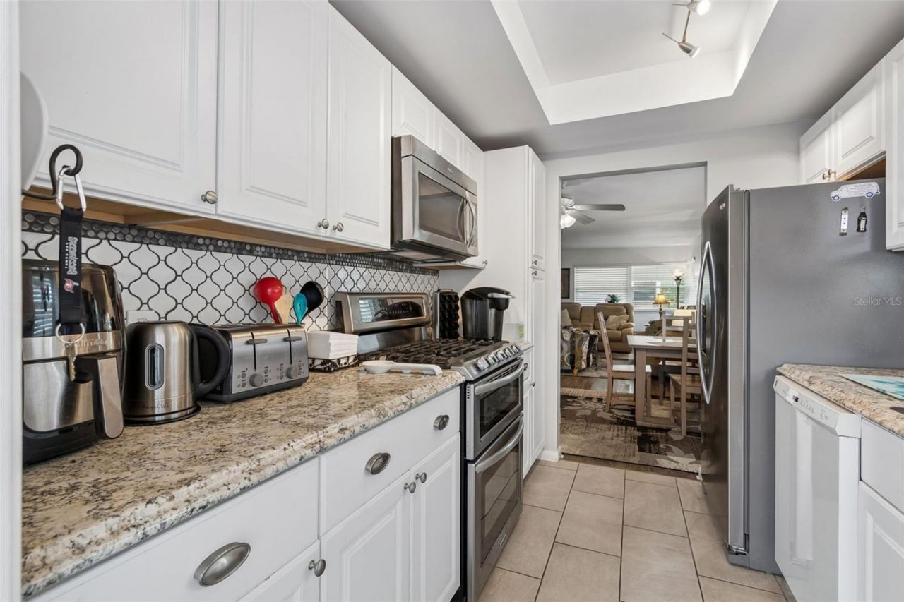 5875 18th Street N, Unit 1, Saint Petersburg, FL 33714 Photo