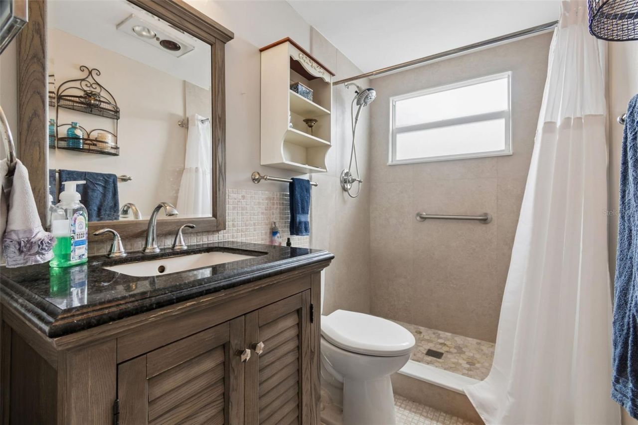 5875 18th Street N, Unit 1, Saint Petersburg, FL 33714 Photo