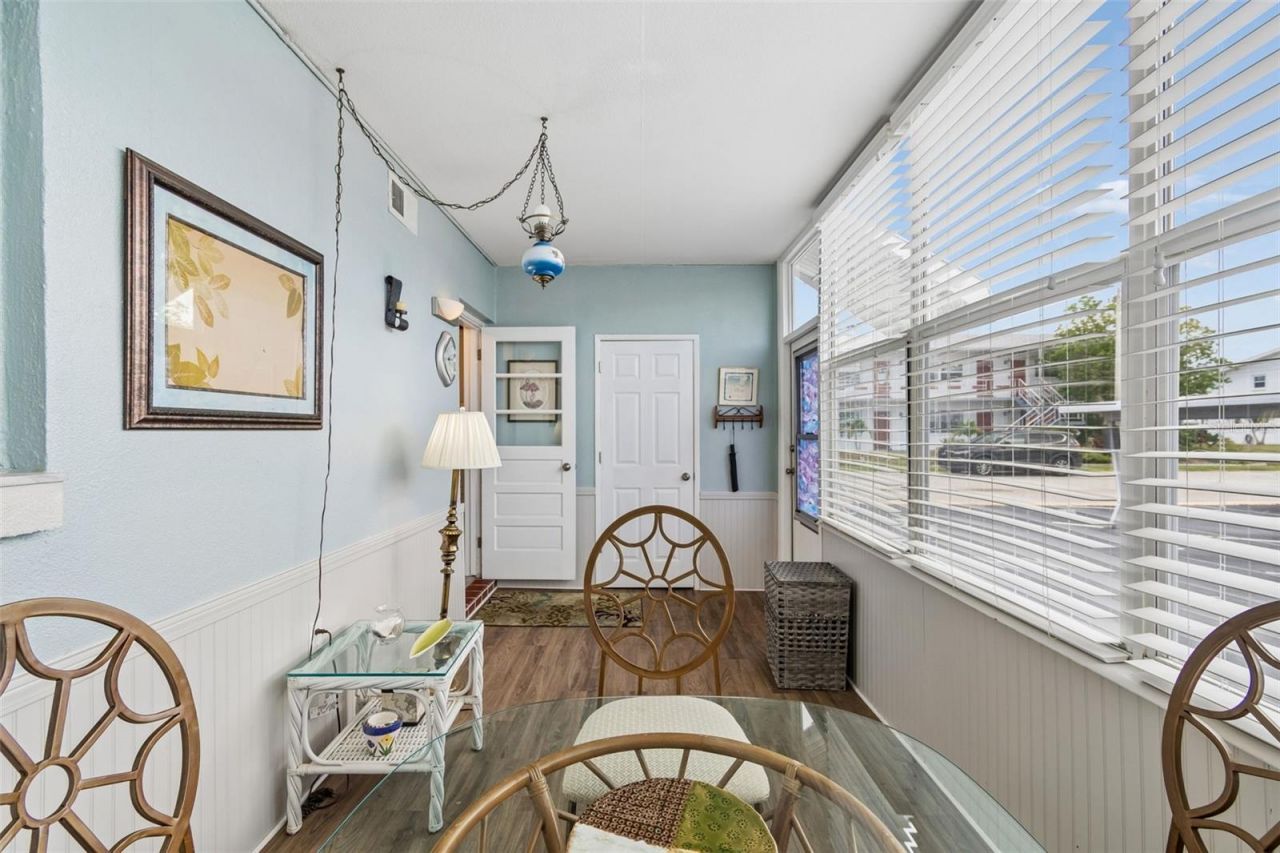 5875 18th Street N, Unit 1, Saint Petersburg, FL 33714 Photo