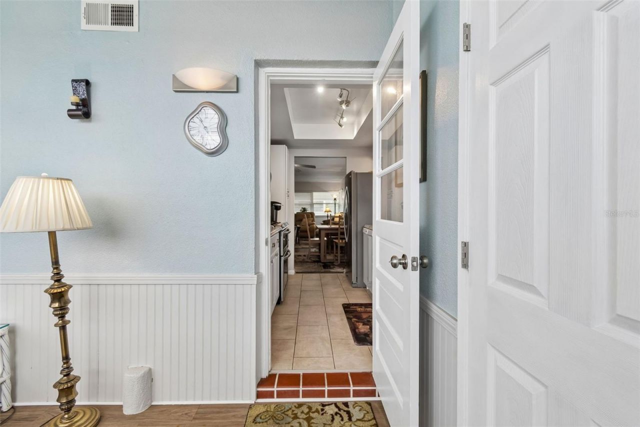 5875 18th Street N, Unit 1, Saint Petersburg, FL 33714 Photo