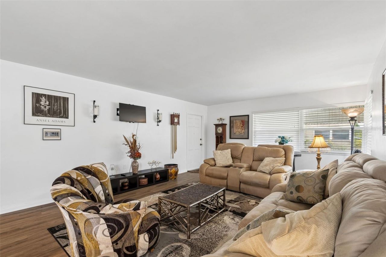 5875 18th Street N, Unit 1, Saint Petersburg, FL 33714 Photo