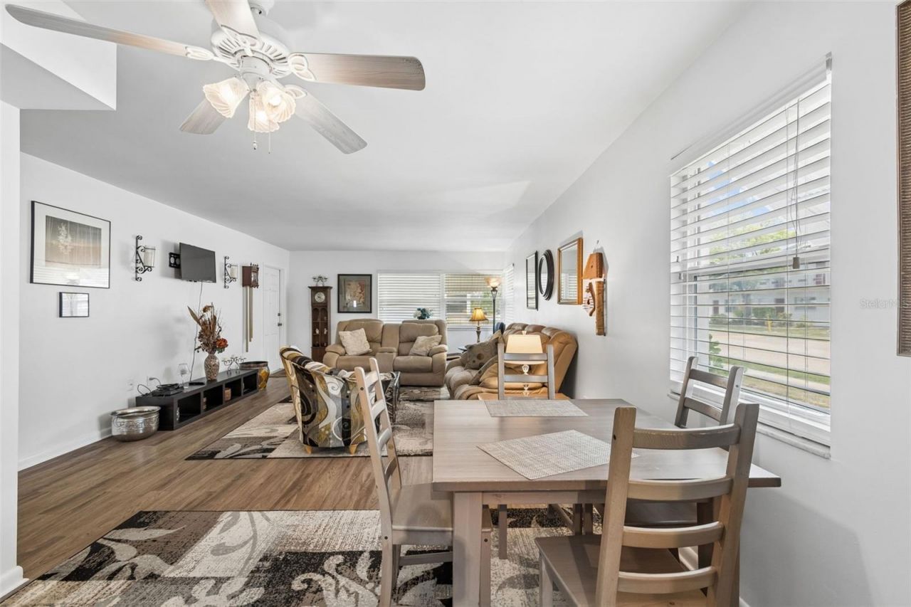5875 18th Street N, Unit 1, Saint Petersburg, FL 33714 Photo