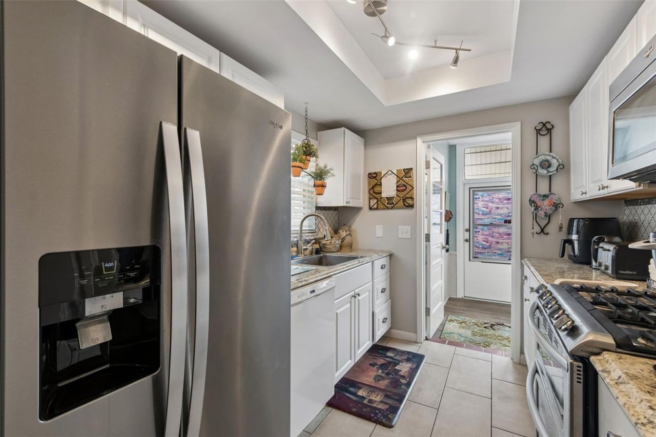 5875 18th Street N, Unit 1, Saint Petersburg, FL 33714 Photo