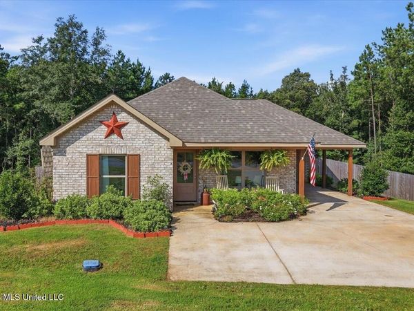 307 Anse Reed Road, Mendenhall, MS 39114