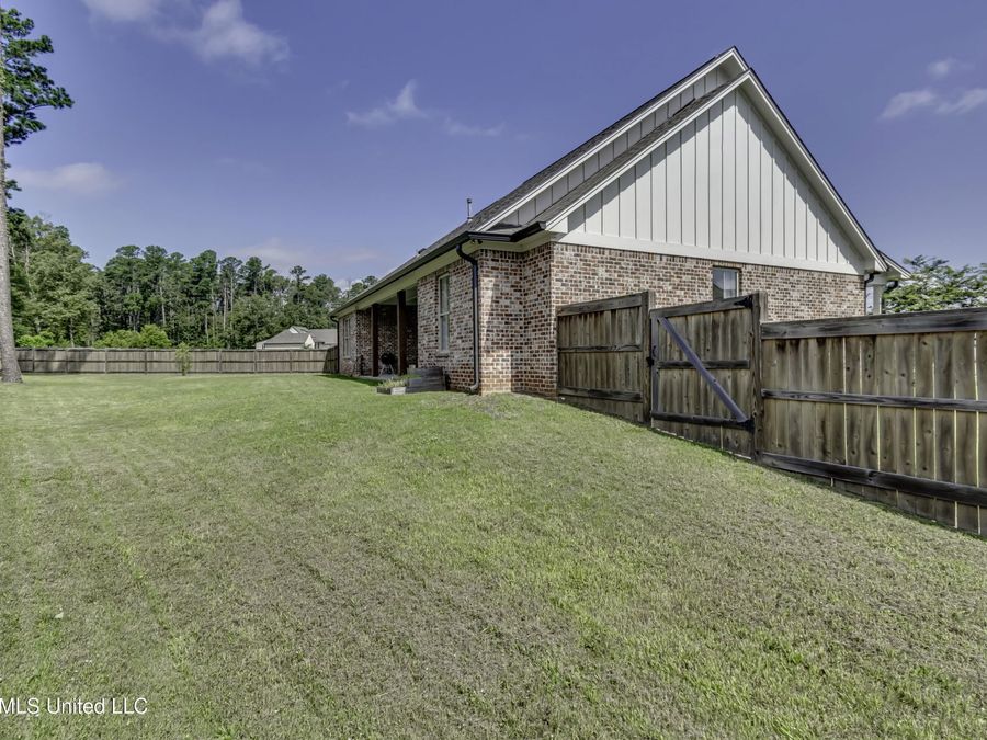 Property Image 61