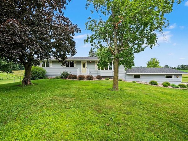 158 County Road E, Houlton, WI 54082