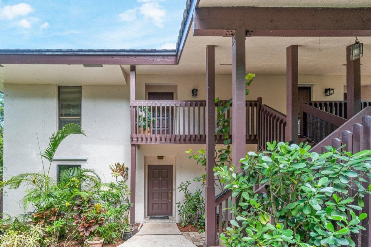 9240 Sabal Ridge Circle, Unit B, Boca Raton, FL 33434 Photo