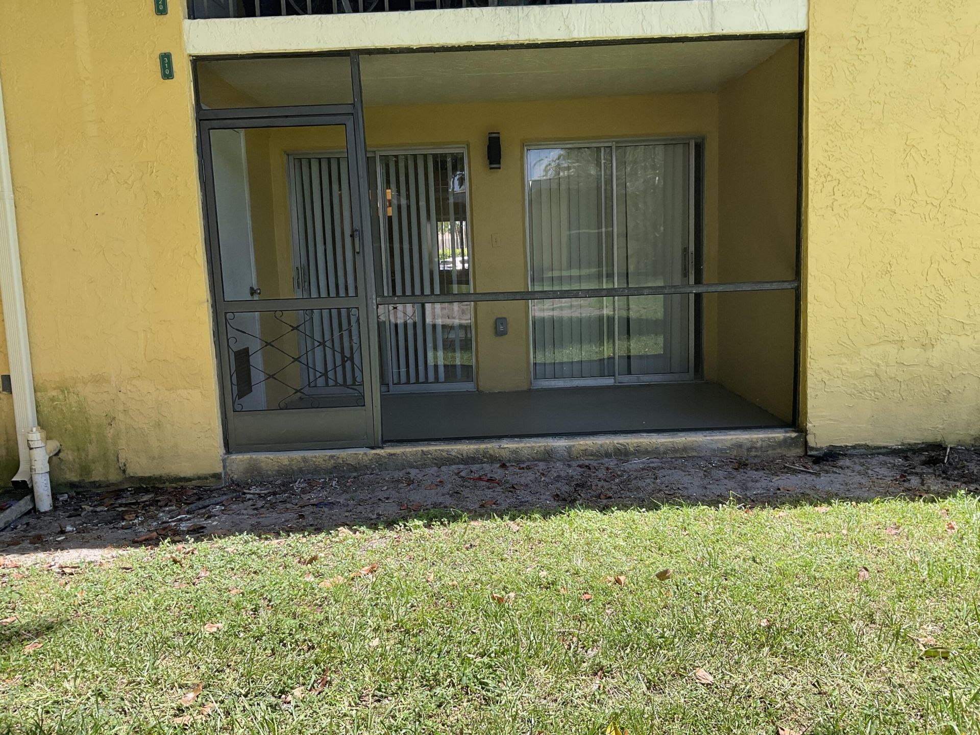 310 Meadows Circle, Boynton Beach, FL 33436 Photo
