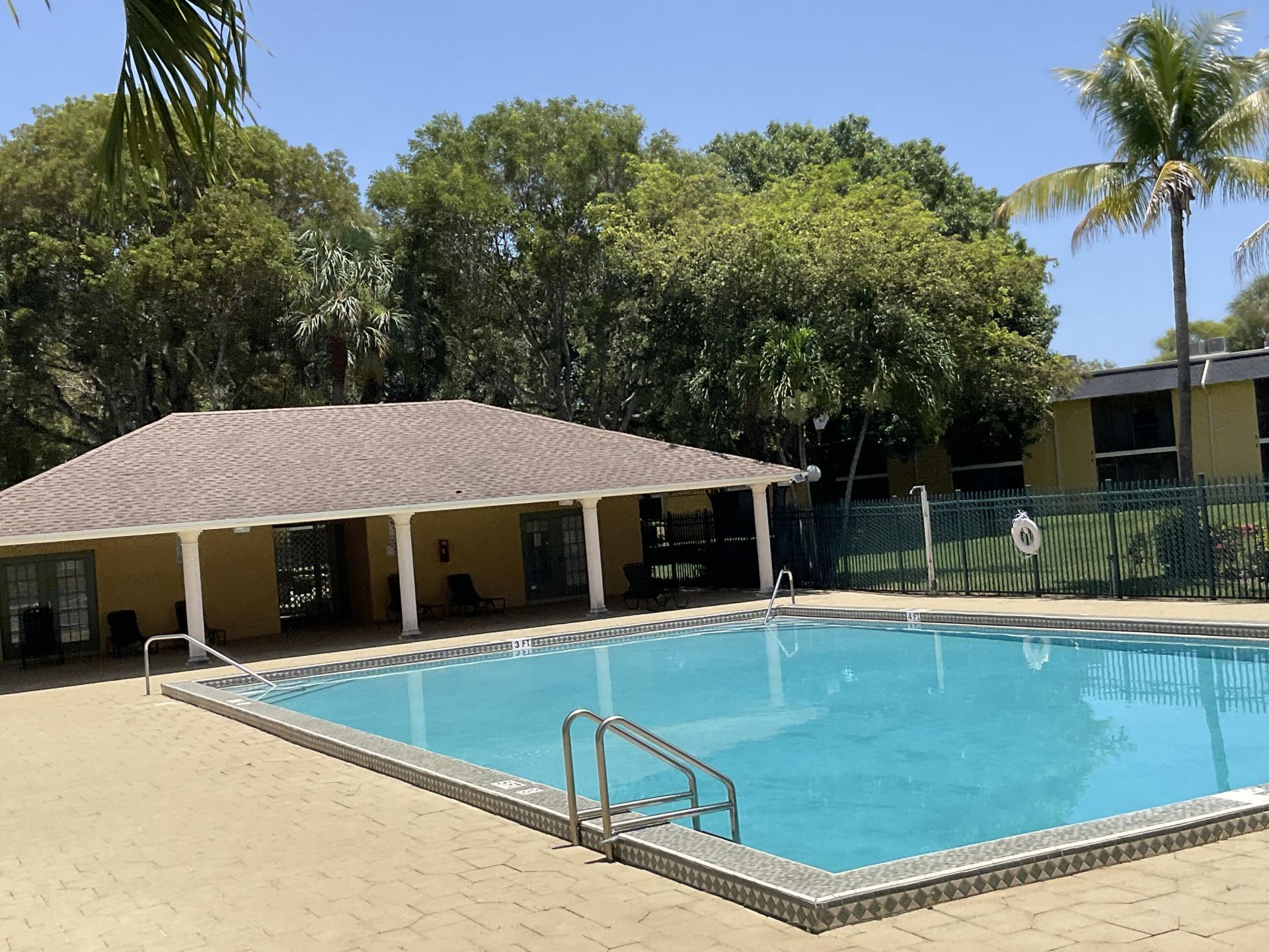 310 Meadows Circle, Boynton Beach, FL 33436 Photo