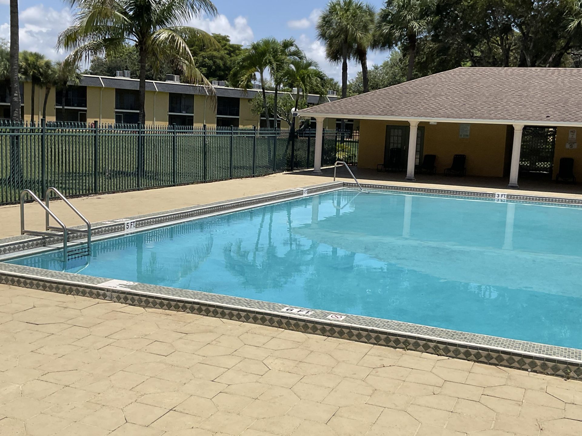 310 Meadows Circle, Boynton Beach, FL 33436 Photo