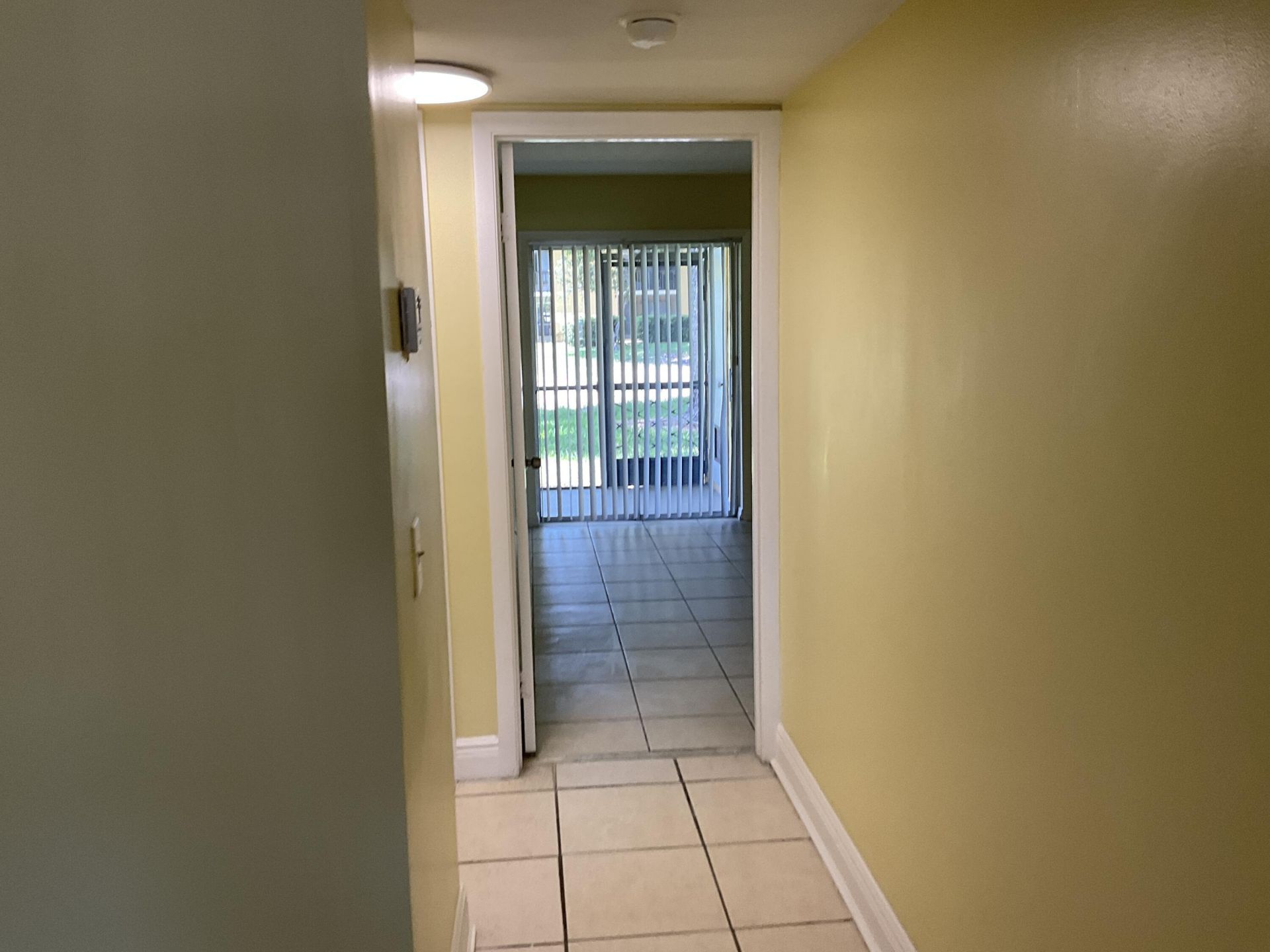 310 Meadows Circle, Boynton Beach, FL 33436 Photo