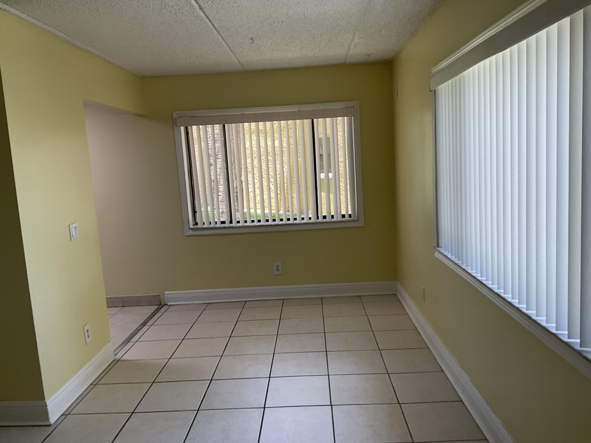 310 Meadows Circle, Boynton Beach, FL 33436 Photo