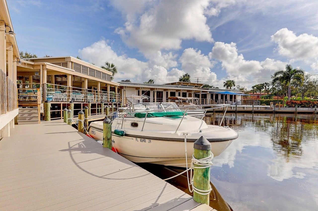1950 SW Palm City Road, Unit 14-304, Stuart, FL 34994 Photo