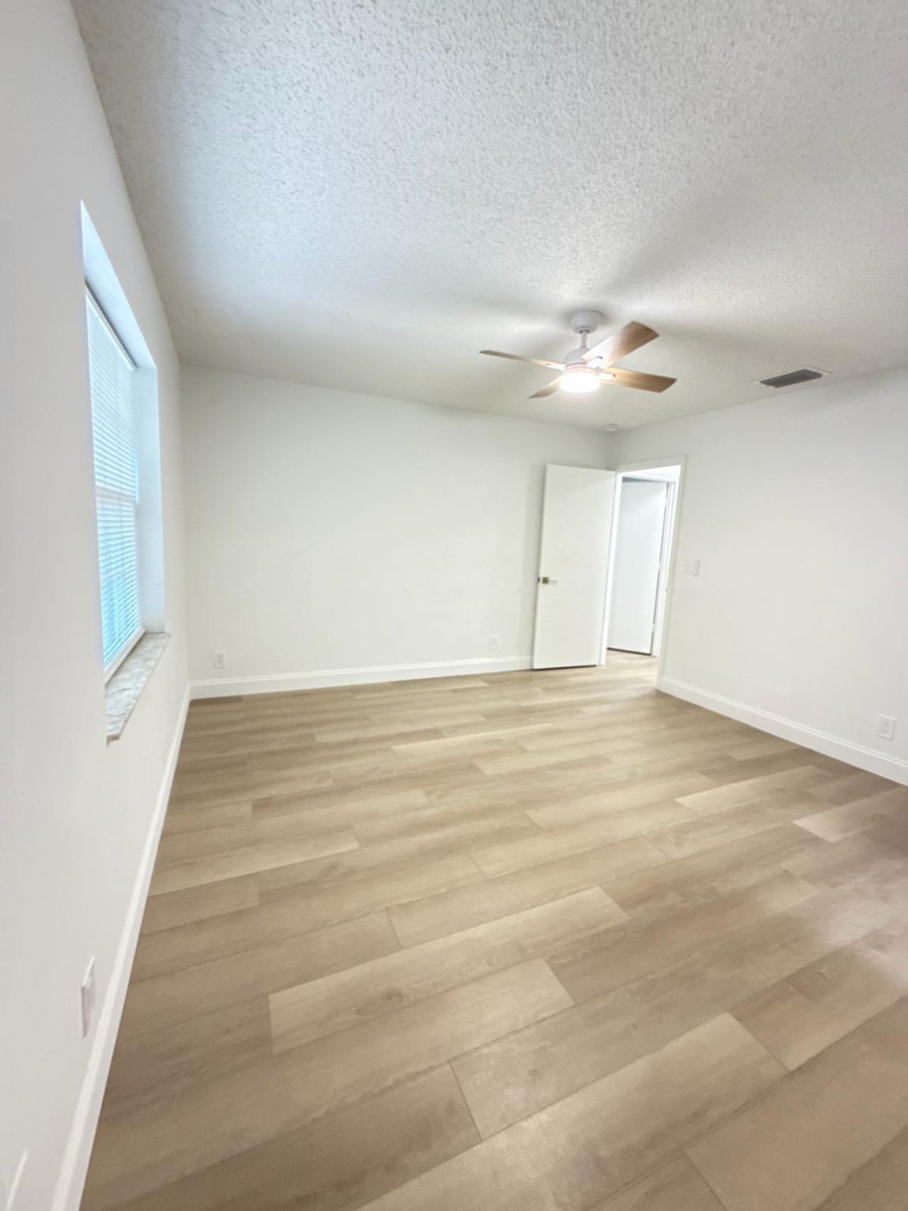2630 W 28th Street, Riviera Beach, FL 33404 Photo