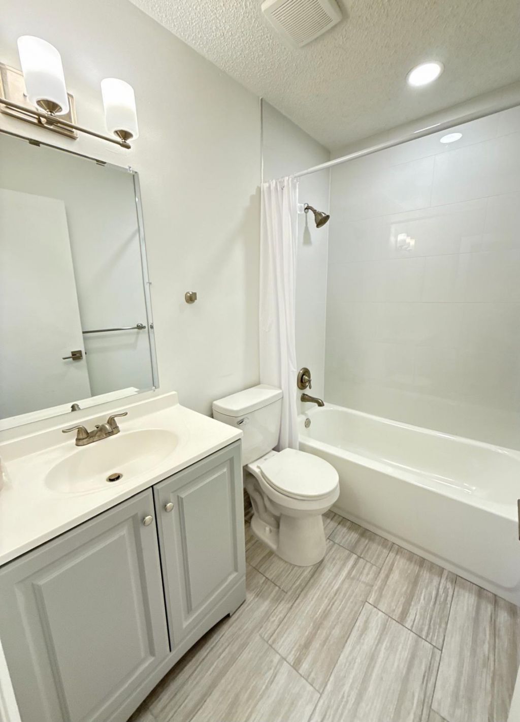 2630 W 28th Street, Riviera Beach, FL 33404 Photo