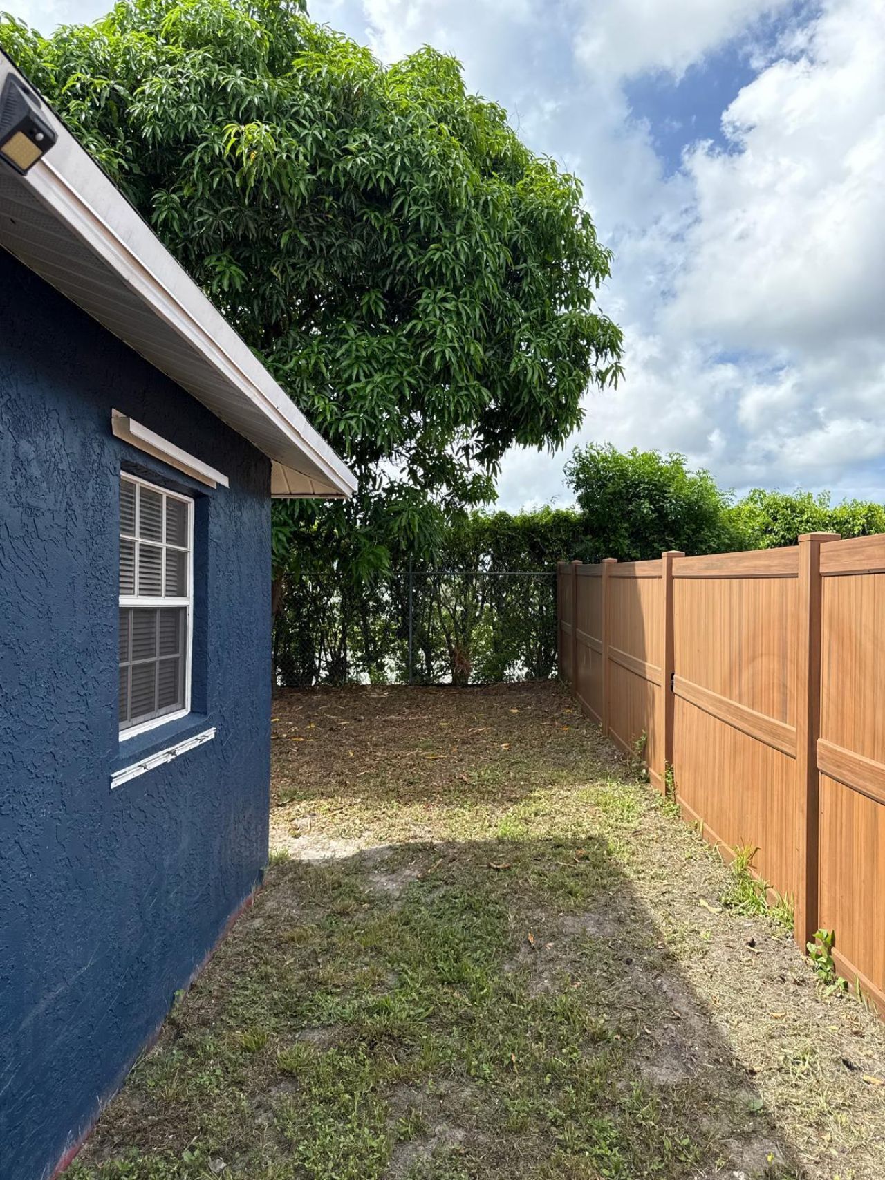 2630 W 28th Street, Riviera Beach, FL 33404 Photo