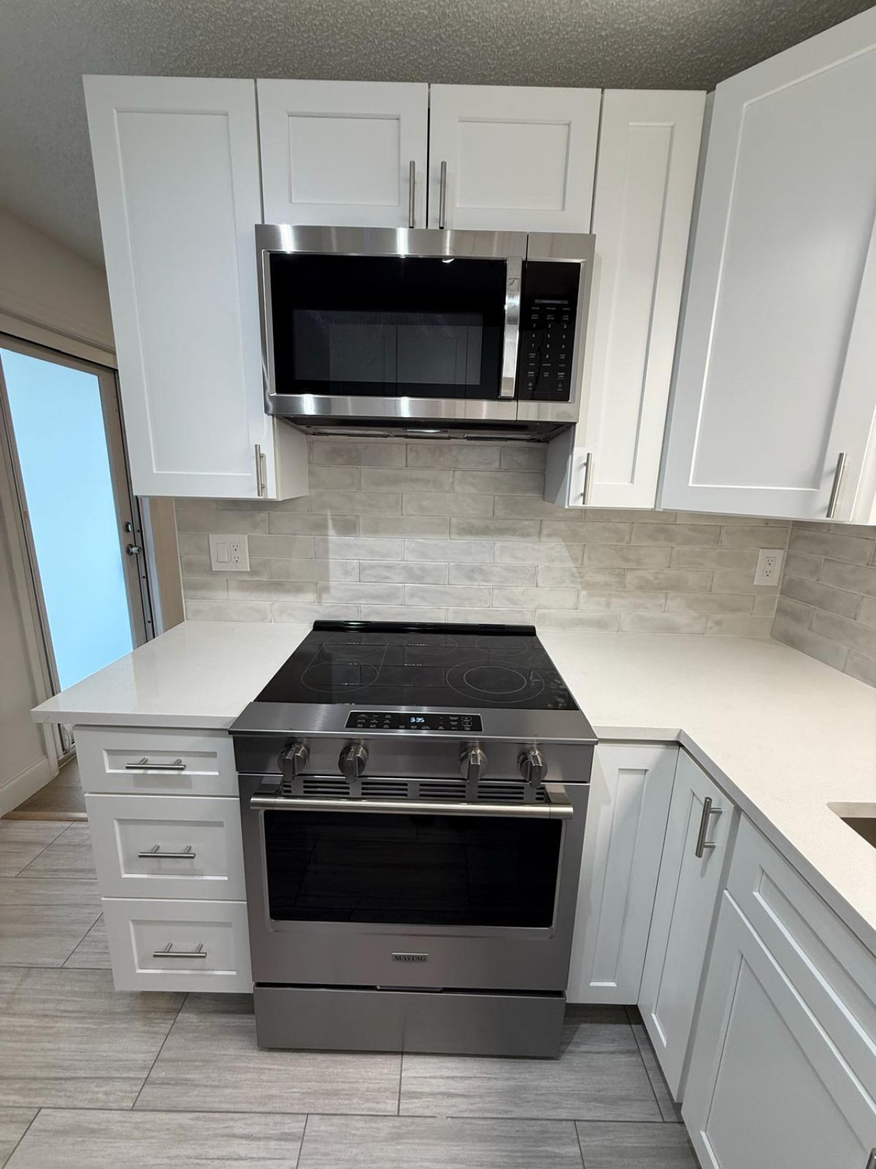 2630 W 28th Street, Riviera Beach, FL 33404 Photo
