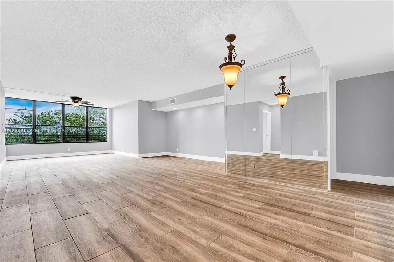 2767 Carambola Circle S, Unit 401, Coconut Creek, FL 33066 Photo