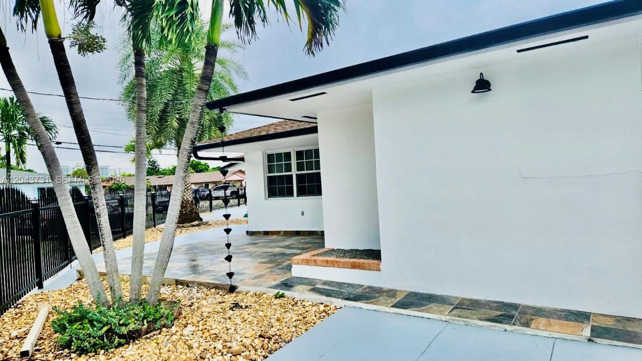 3180 SW 25th Ter , Unit 1, Miami, FL 33133 Photo