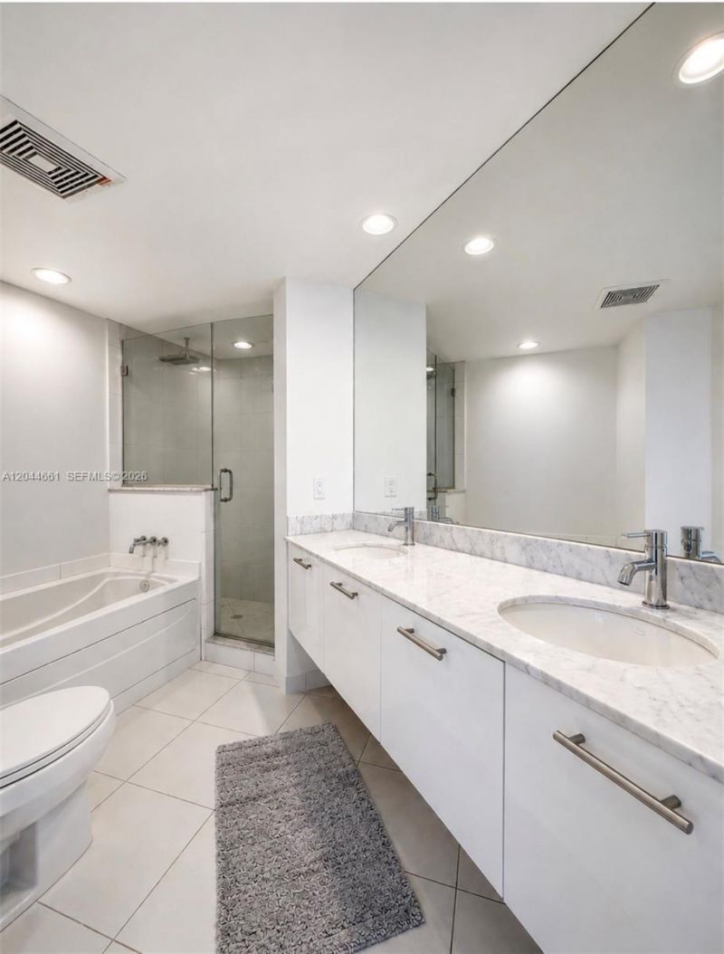 55 SE 6th St , Unit 2802, Miami, FL 33131 Photo