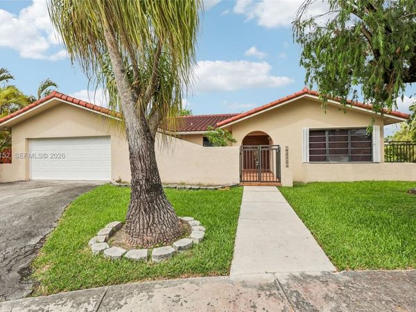 13394 SW 1st Ter , Miami, FL 33184