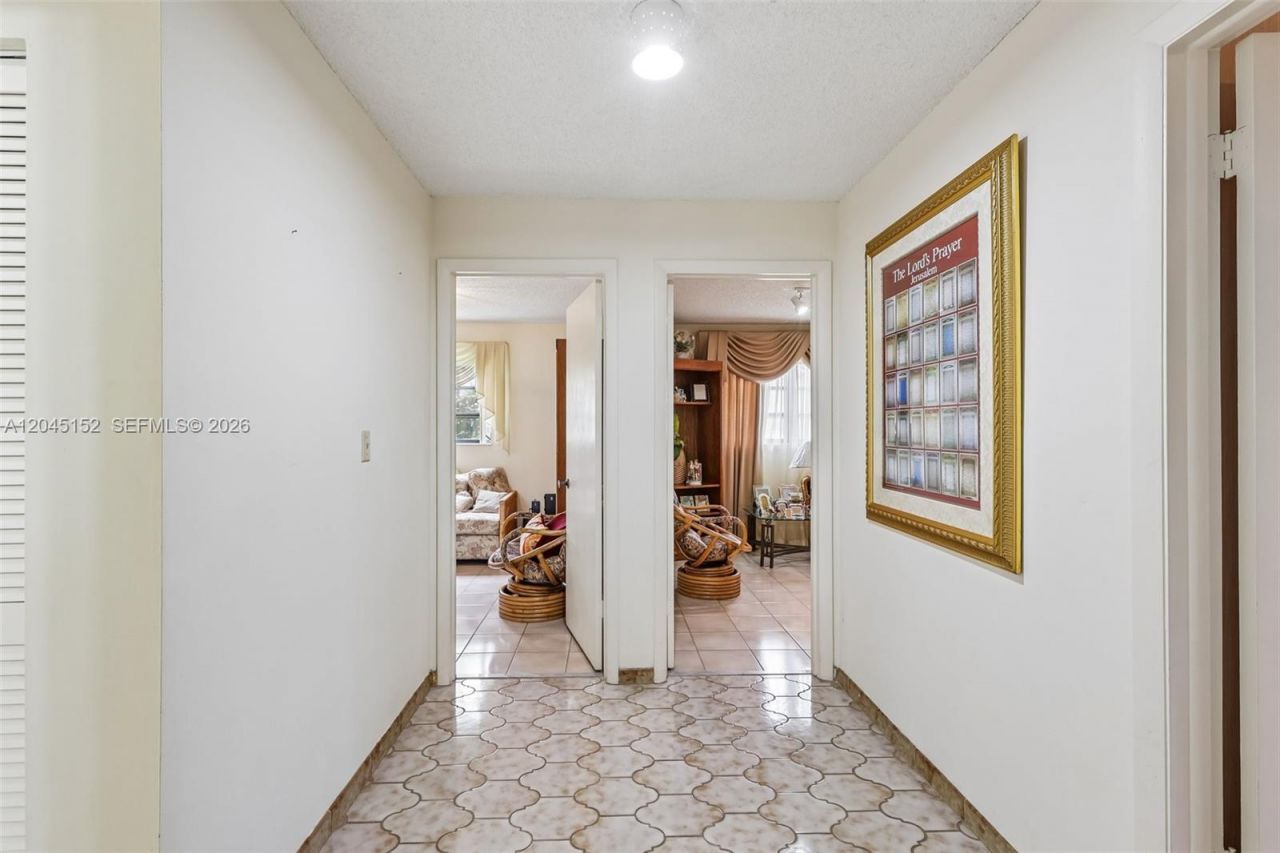 13394 SW 1st Ter , Miami, FL 33184 Photo