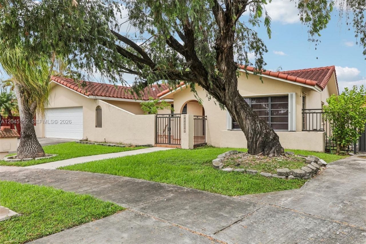 13394 SW 1st Ter , Miami, FL 33184 Photo