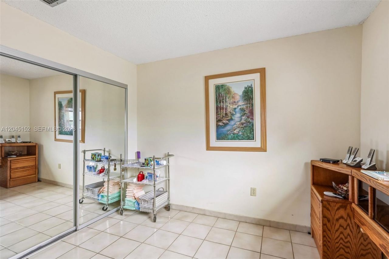 13394 SW 1st Ter , Miami, FL 33184 Photo
