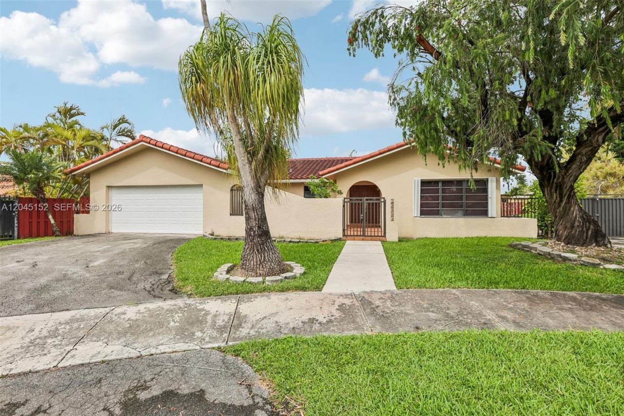 13394 SW 1st Ter , Miami, FL 33184 Photo