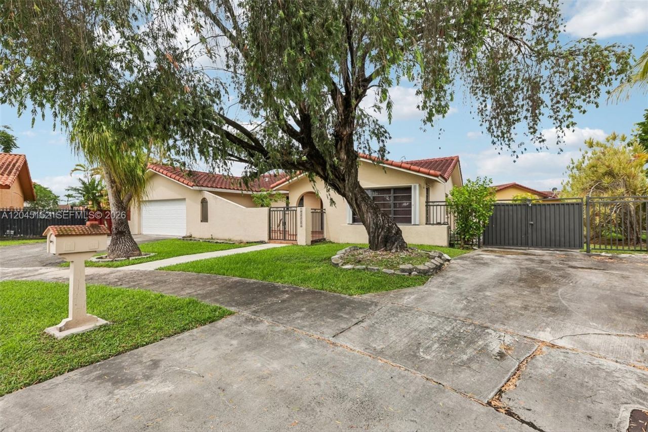 13394 SW 1st Ter , Miami, FL 33184 Photo