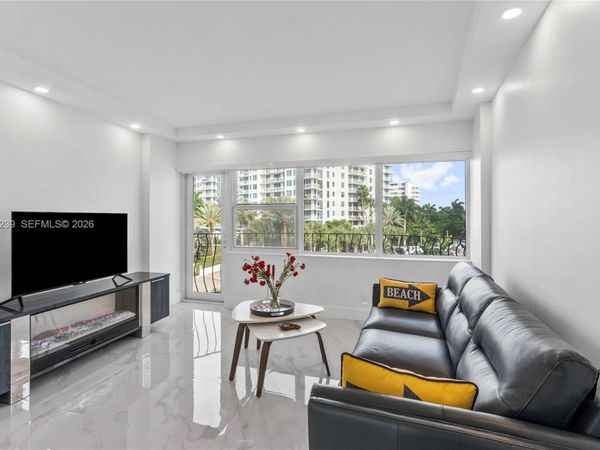 3250 NE 28th St , Unit 403, Fort Lauderdale, FL 33308