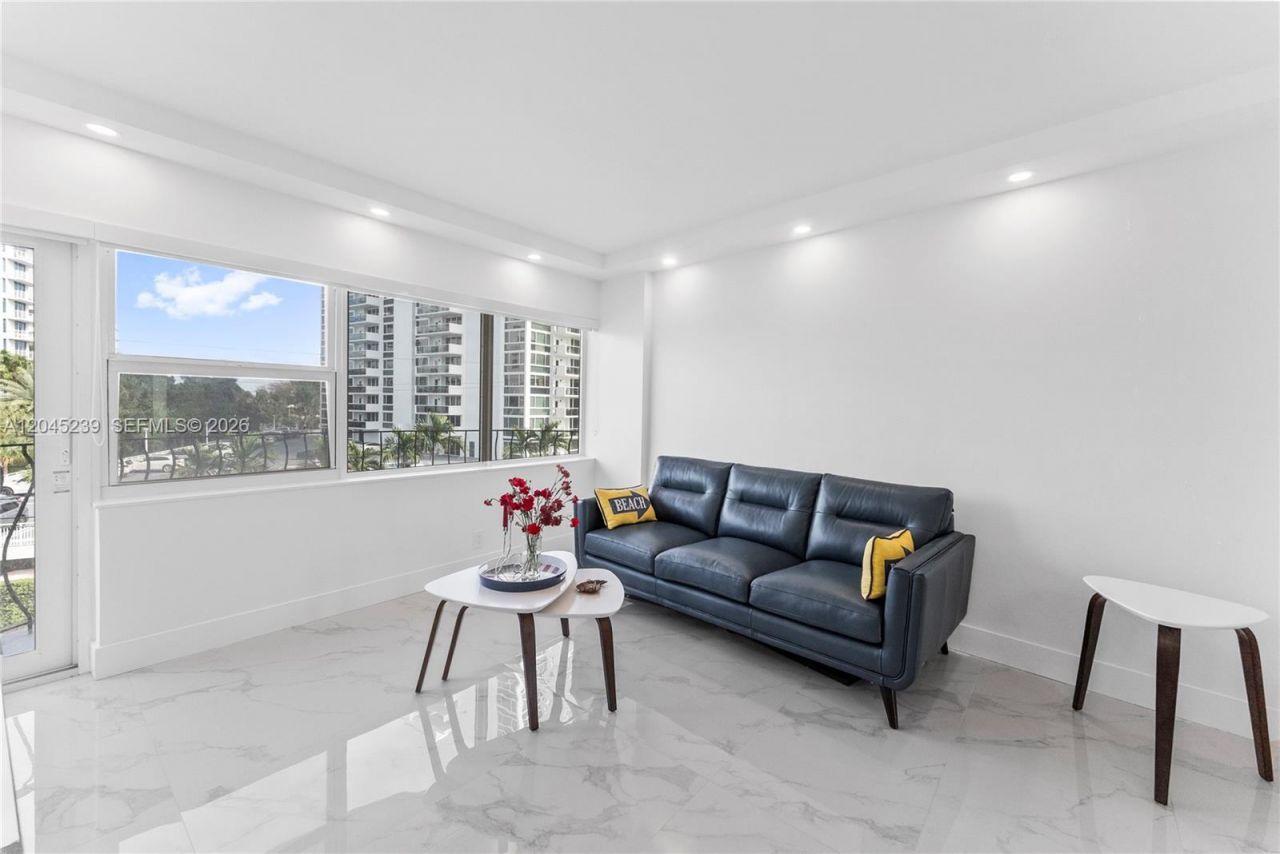 3250 NE 28th St , Unit 403, Fort Lauderdale, FL 33308 Photo