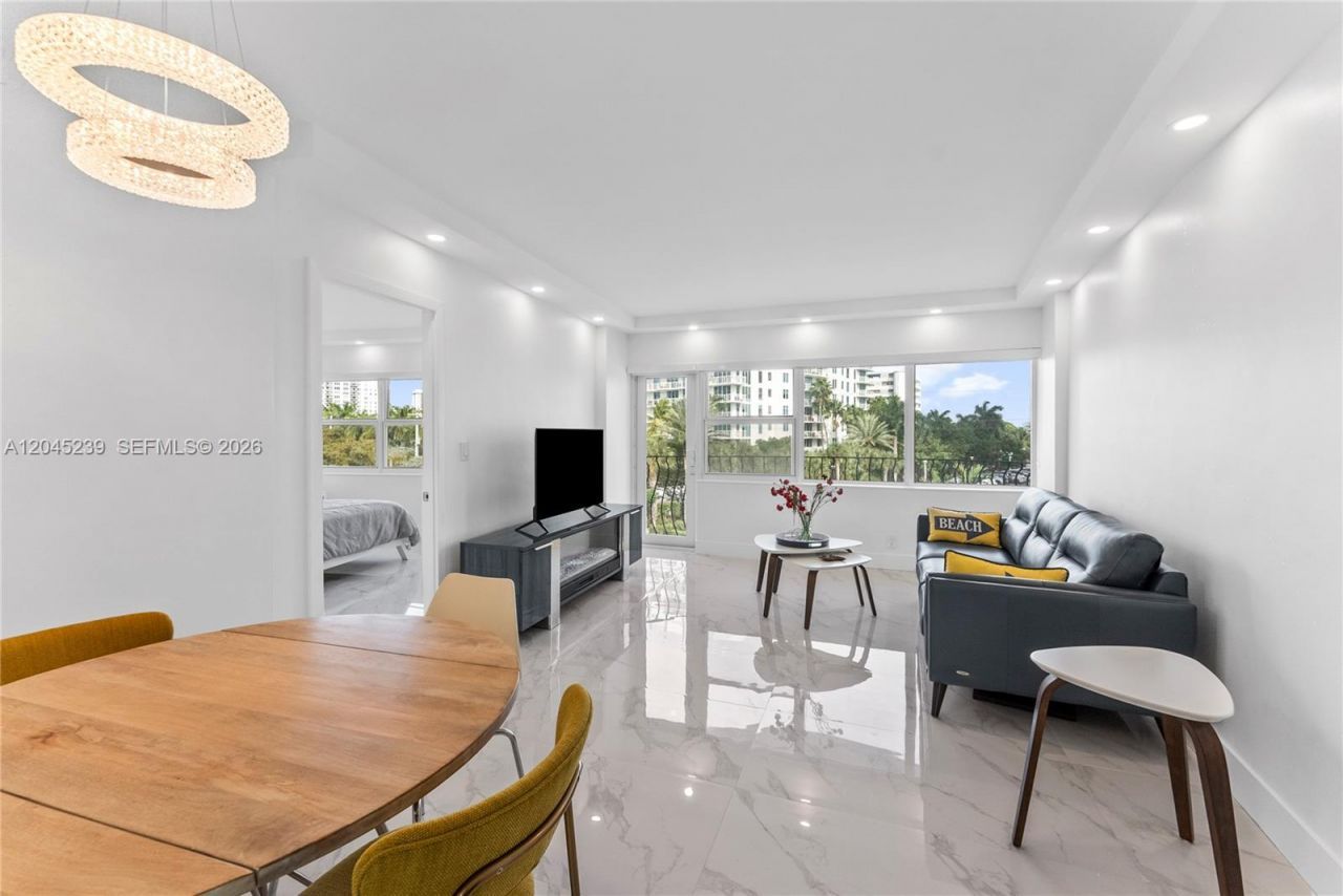3250 NE 28th St , Unit 403, Fort Lauderdale, FL 33308 Photo