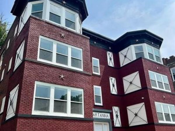 5931 Maple Avenue , St Louis, MO 63112