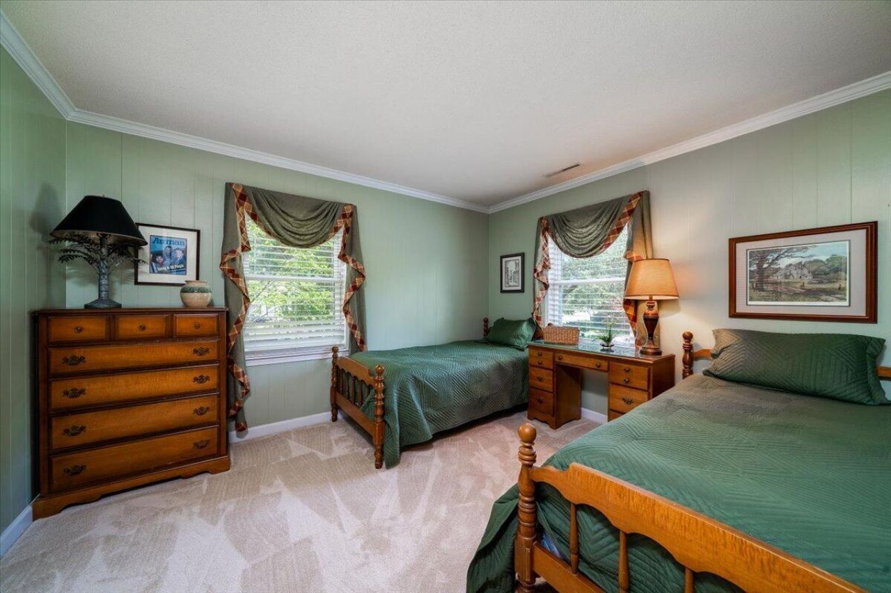 731 Knotty Pine Road Photo 30