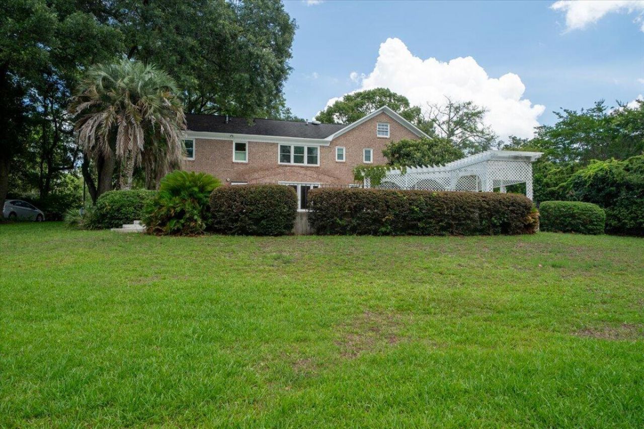 731 Knotty Pine Road Photo 35