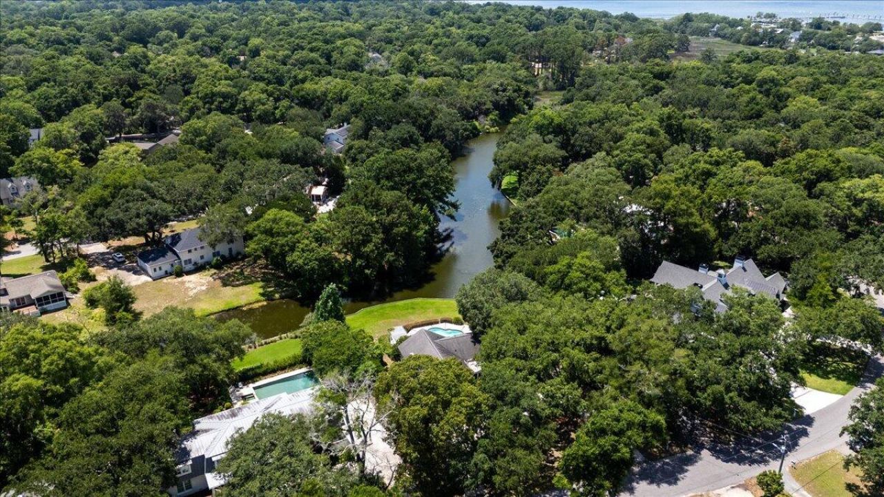 731 Knotty Pine Road Photo 42