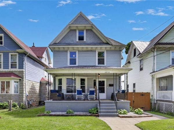 2215 Pierce Avenue, Niagara Falls, NY 14301