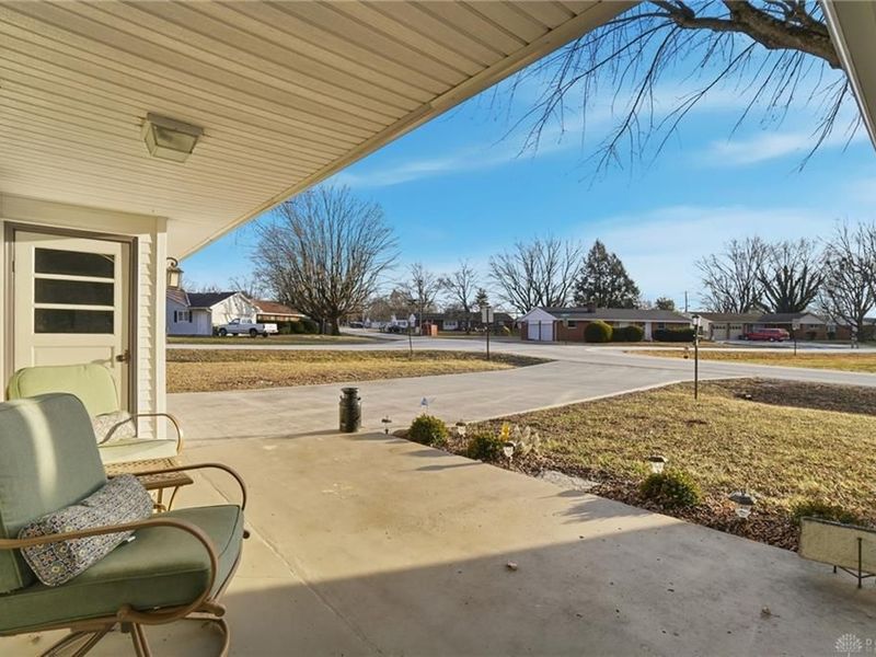 1044 Whitestone Road, Xenia Township, OH 45385 Photo 5