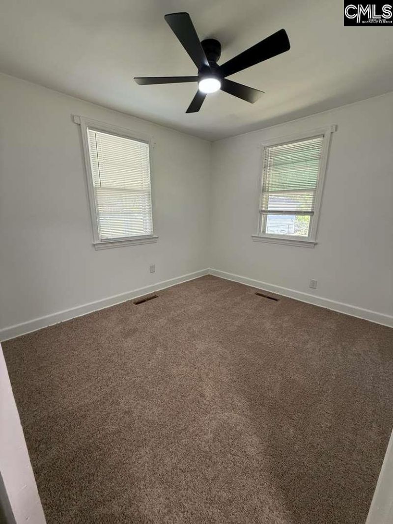 6 Emily Drive  Photo 9