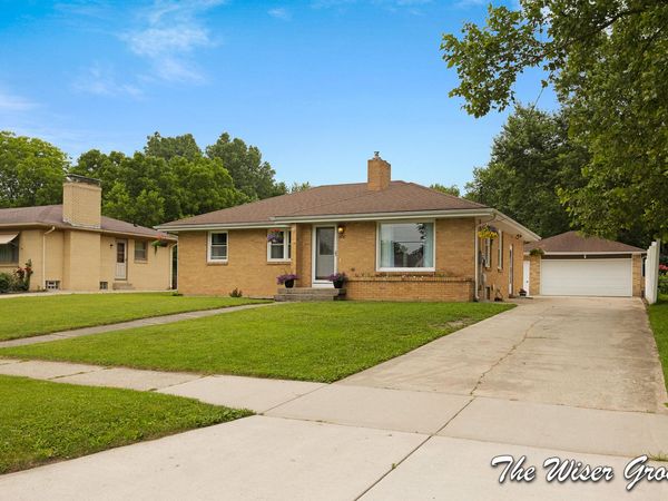 1456 Ball Avenue NE, Grand Rapids, MI 49505
