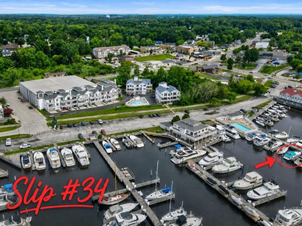 8572 Ellenwood #34 Drive, Montague, MI 49437