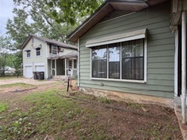 103 E Sherry Lane, Broken Bow, OK 74728