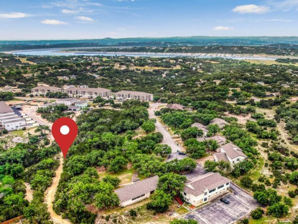 000 Pinnacle CV, Lago Vista, TX 78645