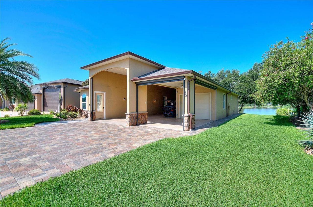 492 Meandering Way, Polk City, FL 33868 Photo