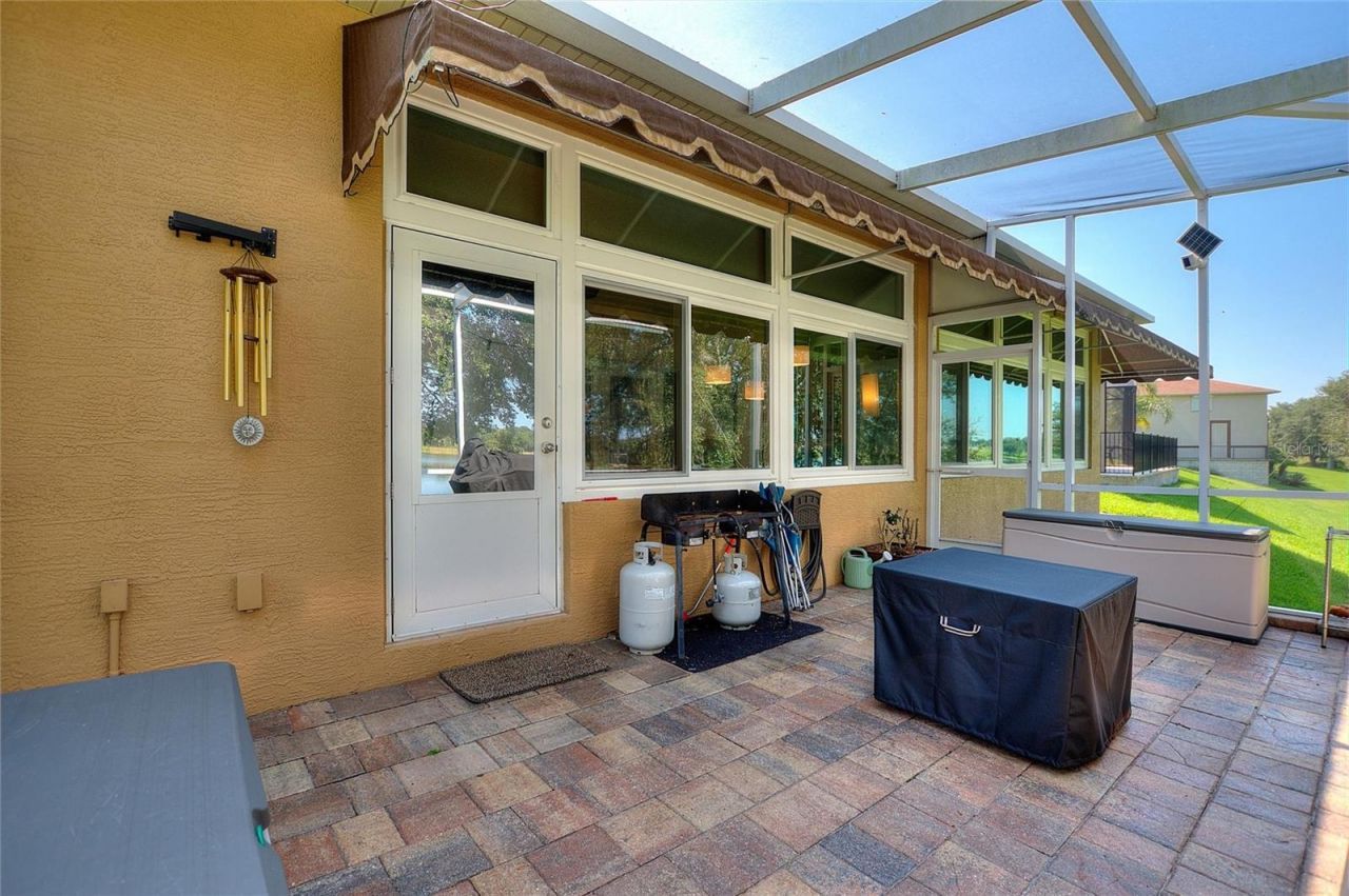 492 Meandering Way, Polk City, FL 33868 Photo