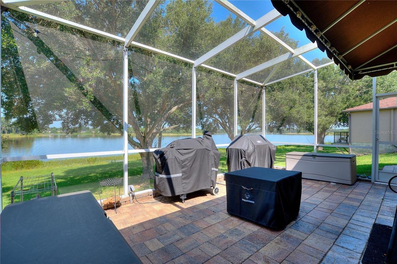 492 Meandering Way, Polk City, FL 33868 Photo